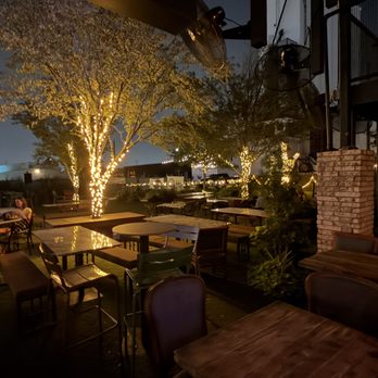 Katy Beer Garden - Outside Garden - Beer Gardens Near Me - Katy, Texas Katy Beer Garden - Outside Garden - Beer Gardens Near Me - Katy, Texas