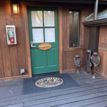 Strawberry Creek Inn - Hotels Near Me - Idyllwild, California