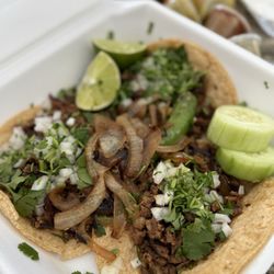 Tacos La Burra - Carne asada