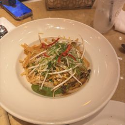 Thai Stir Fried Noodles** Thai Stir Fried Noodles**