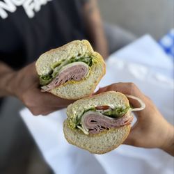 Molinari Delicatessen - Sandwich