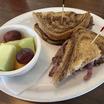 Bisbee Breakfast Club - Patty melt with fresh fruit - Breakfast & Brunch Near Me - Mesa, Arizona Bisbee Breakfast Club - Patty melt with fresh fruit - Breakfast & Brunch Near Me - Mesa, Arizona