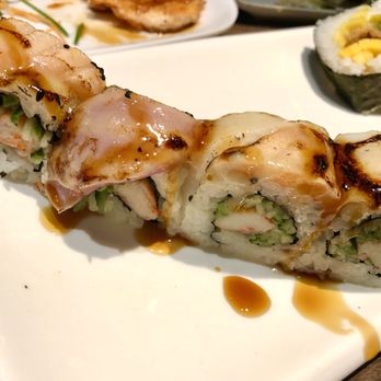 August 8 - Tori California roll - Japanese Near Me - Toronto, Ontario August 8 - Tori California roll - Japanese Near Me - Toronto, Ontario