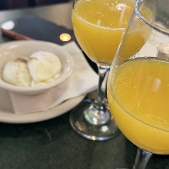 Metro Diner - Memosa - American Near Me - Raleigh, North Carolina