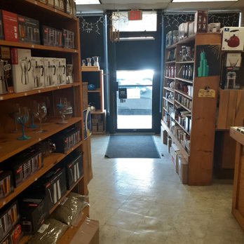 Coffee Tree & Tea Leaves - the inside of a coffee shop - Coffee & Tea Near Me - Chicago, Illinois