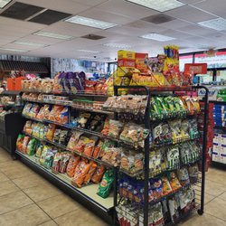 Exxon - Inside snacks