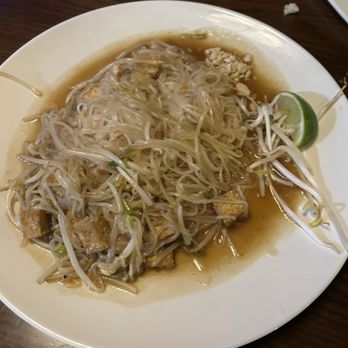 Kabuki Sushi & Thai - Pad Thai Tofu - Sushi Bars Near Me - Ballwin, Missouri Kabuki Sushi & Thai - Pad Thai Tofu - Sushi Bars Near Me - Ballwin, Missouri