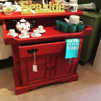 Farm Chicks Vintage - Coffee bar/ dry sink SOLD - Home Decor Near Me - York, South Carolina Farm Chicks Vintage - Coffee bar/ dry sink SOLD - Home Decor Near Me - York, South Carolina