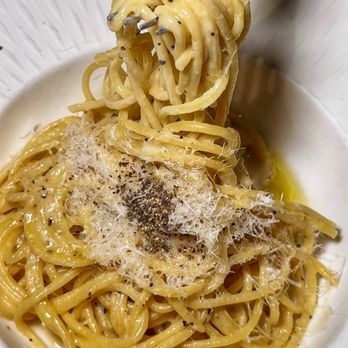 Q Terrace - Cacio e Pepe - Seafood Near Me - Laguna Beach, California Q Terrace - Cacio e Pepe - Seafood Near Me - Laguna Beach, California