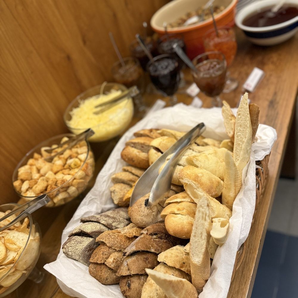 #kitkat #lotkitkat #bonplankitkat #tiktokshopblackfriday | TikTok, image size:1000x1000