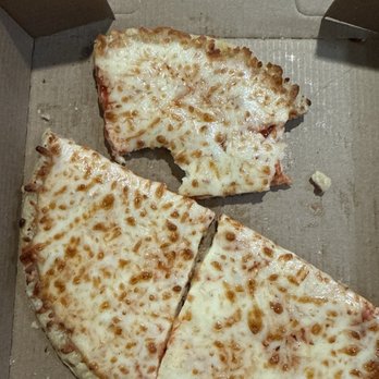 Home Run Inn Pizza - Pizza Near Me - Chicago, Illinois Home Run Inn Pizza - Pizza Near Me - Chicago, Illinois