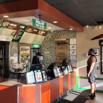 Wingstop - Chicken Wings Near Me - Hempstead, New York
