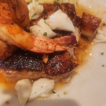 Pappadeaux Seafood Kitchen - Salmon and shrimp honey glazed - Cajun/Creole Near Me - Austin, Texas