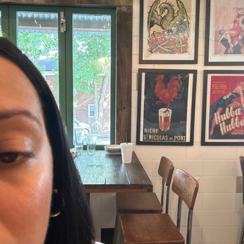 Kid Cashew - This is where I was seated Vs their closeness behind me - Mediterranean Near Me - Charlotte, North Carolina