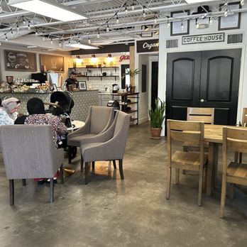 Leads Coffeehouse - Interior - Coffee & Tea Near Me - Tampa, Florida Leads Coffeehouse - Interior - Coffee & Tea Near Me - Tampa, Florida