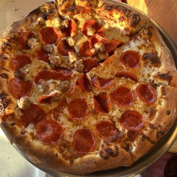 Gianni's Pizza - Pepperoni pizza with sausage - Italian Near Me - Monterey, California