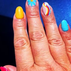 La Dolce Nails & Spa - Nails I did before I went on vacation. I got SO MANY compliments on them!