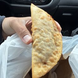 Nina’s Cafe - Tripleta Empanada