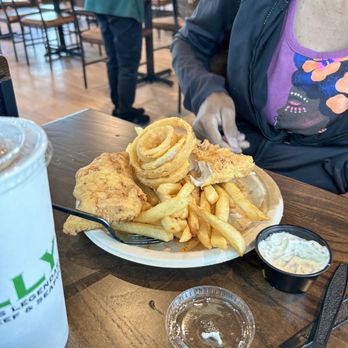 Kelly's Roast Beef - Fish and chips - Seafood Near Me - Naples, Florida