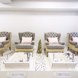 INS Studio - Pedicure Station