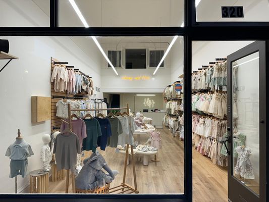 Honey and Hive by null