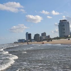 South Padre Beachside - Waves in ocean