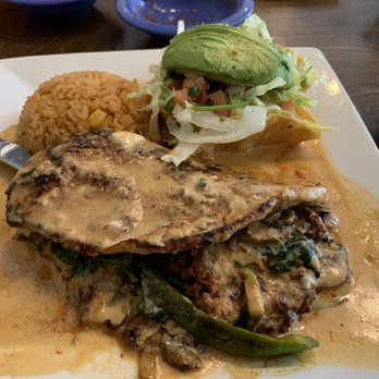 El Reposo - Pollo Relleno. - Mexican Near Me - Fayetteville, Georgia El Reposo - Pollo Relleno. - Mexican Near Me - Fayetteville, Georgia