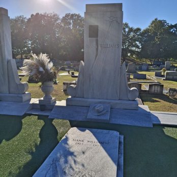 Hank Williams Sr Gravesite - Landmarks & Historical Buildings Near Me - Montgomery, Alabama Hank Williams Sr Gravesite - Landmarks & Historical Buildings Near Me - Montgomery, Alabama