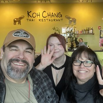 Koh Chang Thai Restaurant - Us and Teenie - Thai Near Me - Missoula, Montana