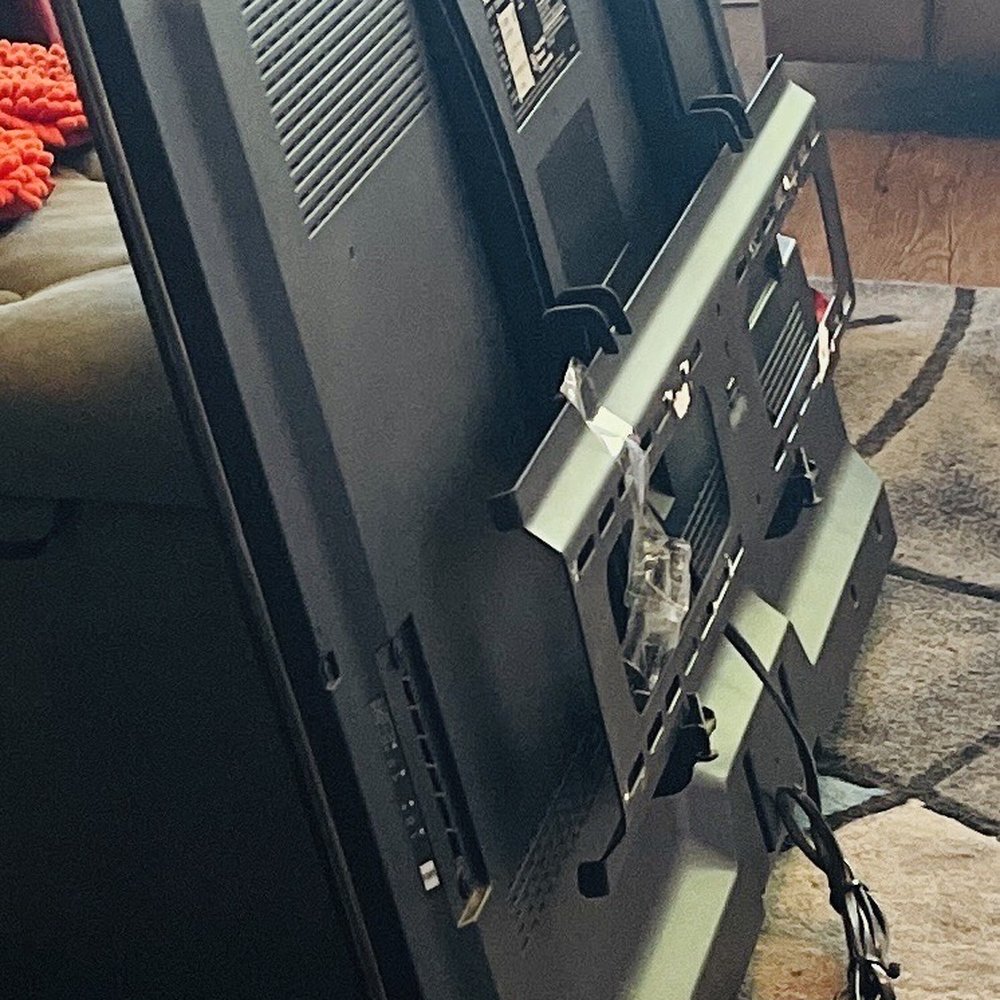 Dismantle Flat Screen in under 20min