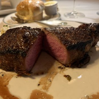 Smith & Wollensky - Wellesley - Medium rare strip - Steakhouses Near Me - Wellesley, Massachusetts