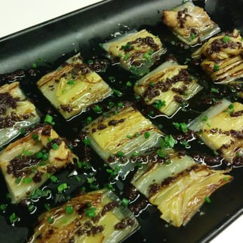 Tapeo - Leeks confit w olive tapenade. - Tapas Bars Near Me - Barcelona, B