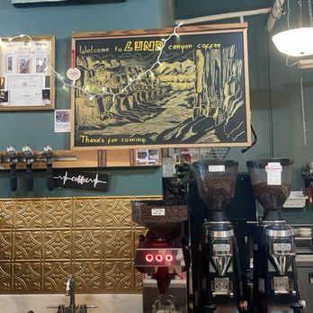 Lund Canyon Coffee - Interior - Coffee & Tea Near Me - Flagstaff, Arizona