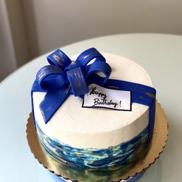 Custom Cakes