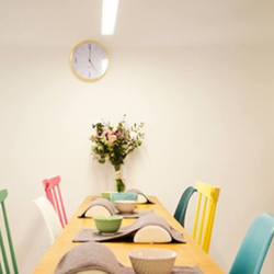 La Moderna Nail Bar