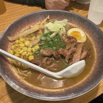 Hiro Ramen & Tea - Curry Chicken Ramen - Ramen Near Me - Columbus, Ohio