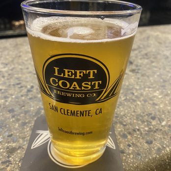 Left Coast Brewing - The blonde beer tasted great - Barbeque Near Me - Irvine, California Left Coast Brewing - The blonde beer tasted great - Barbeque Near Me - Irvine, California
