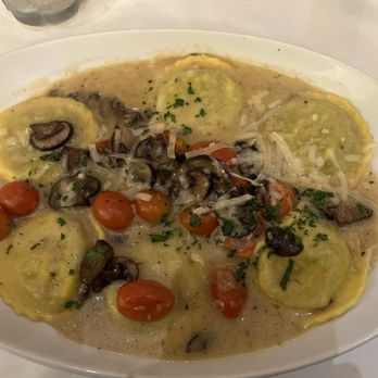 Brio Italian Grille - Ravioli Di Bello - Italian Near Me - Gilbert, Arizona