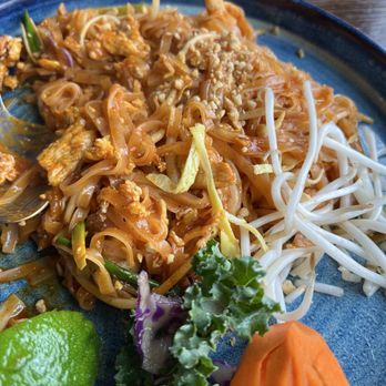 Kanok Thai Bistro - Pad Thai - Thai Near Me - Costa Mesa, California Kanok Thai Bistro - Pad Thai - Thai Near Me - Costa Mesa, California