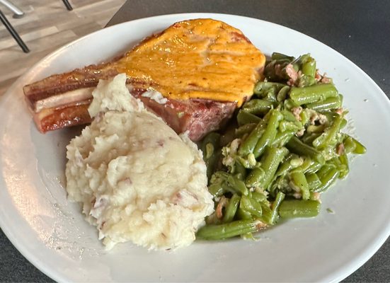 RED FOX BBQ RESTAURANT - CLOSED - Updated December 2024 - 1900 Heritage