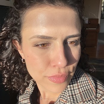 Rumi Simone - No make up, just blush mascara and lip gloss. - Hair Salons Near Me - Lake Oswego, Oregon