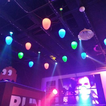 FlashBack RetroPub - Fun holiday decor - Pubs Near Me - Oklahoma City, Oklahoma FlashBack RetroPub - Fun holiday decor - Pubs Near Me - Oklahoma City, Oklahoma