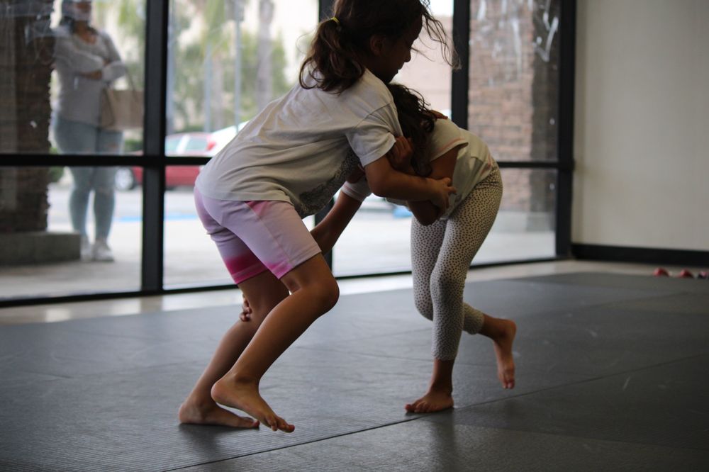 Renzo Gracie East Los Angeles Logo