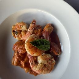 The gnocchi with vodka sauce and shrimp The gnocchi with vodka sauce and shrimp