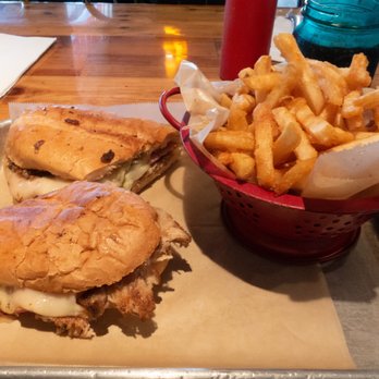 The Pan - Chiquis Cuban Feast Sandwich - Pizza Near Me - Gardena, California The Pan - Chiquis Cuban Feast Sandwich - Pizza Near Me - Gardena, California
