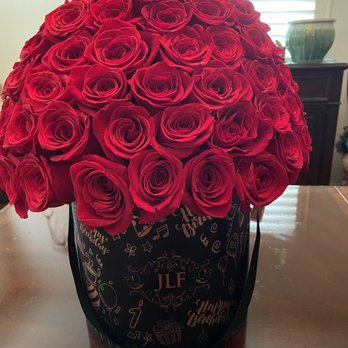 J'Adore Les Fleurs - Birthday Arrangement #3 - Florists Near Me - Glendale, California J'Adore Les Fleurs - Birthday Arrangement #3 - Florists Near Me - Glendale, California