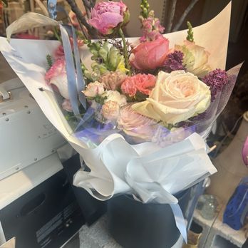 Fika Flowers - Florists Near Me - San Francisco, California Fika Flowers - Florists Near Me - San Francisco, California