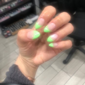Unique Nails - Lan acrylics - Nail Salons Near Me - Irvine, California