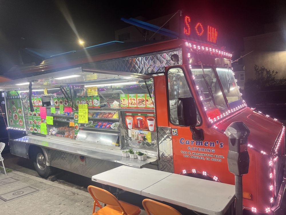 food truck carmen's Logo