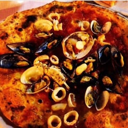 Pizzeria Vecchia Napoli di Giuseppe Lopreiato - Pizza ai frutti di mare
